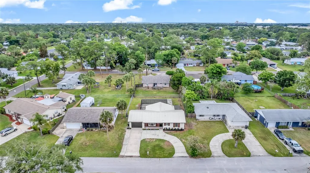 2521 Milton Avenue New Smyrna Beach FL 32168
