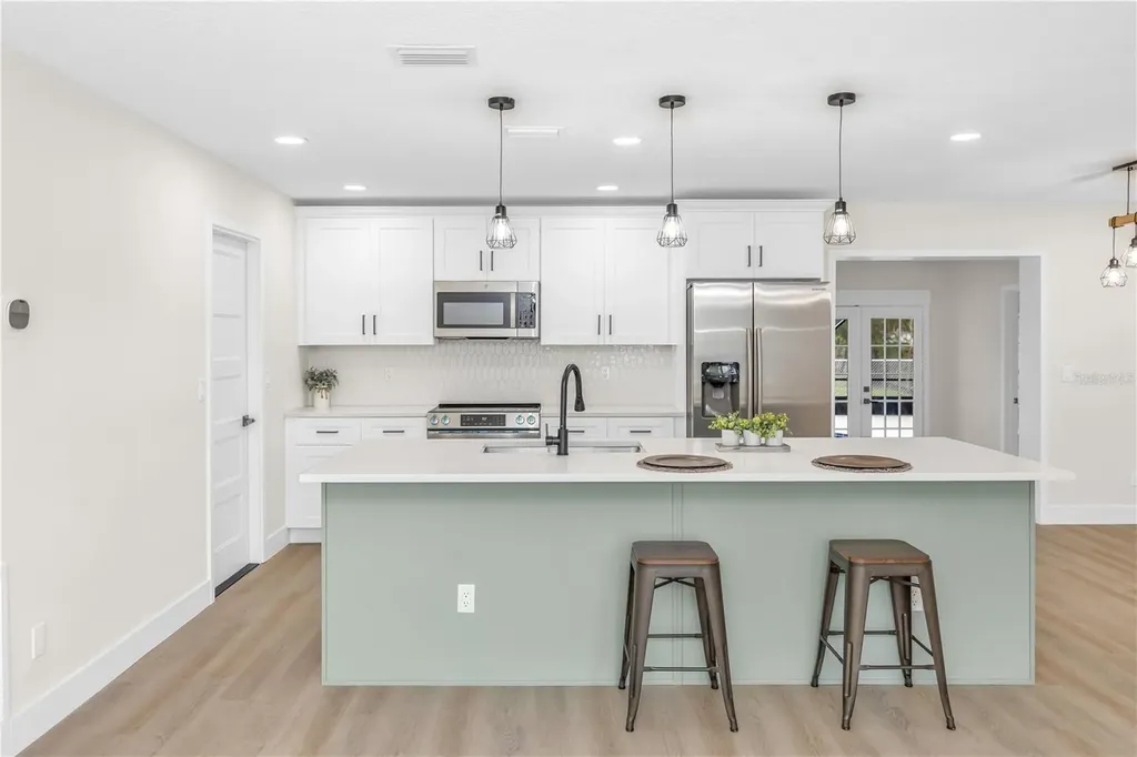 2521 Milton Avenue New Smyrna Beach FL 32168