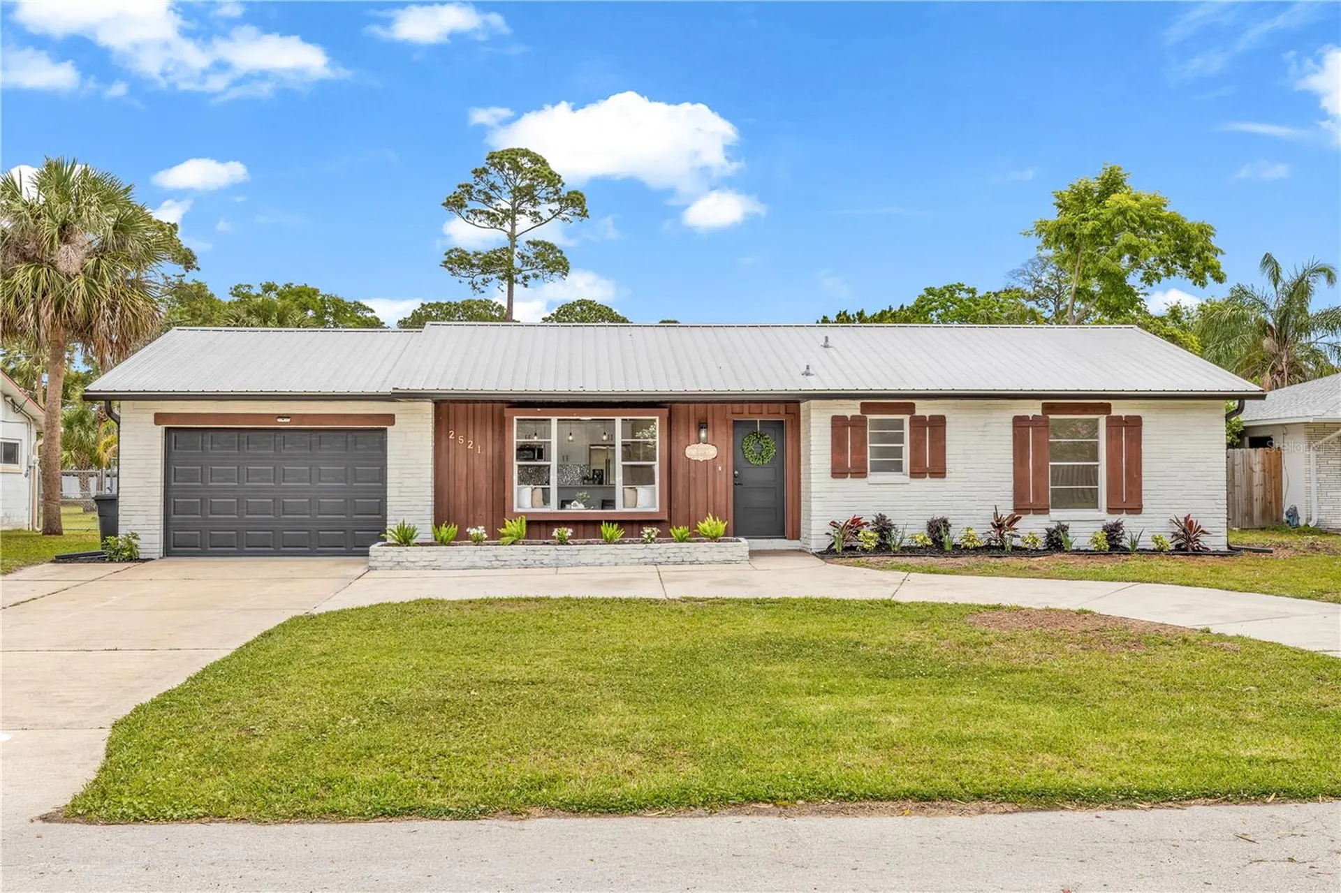 2521 Milton Avenue New Smyrna Beach FL 32168