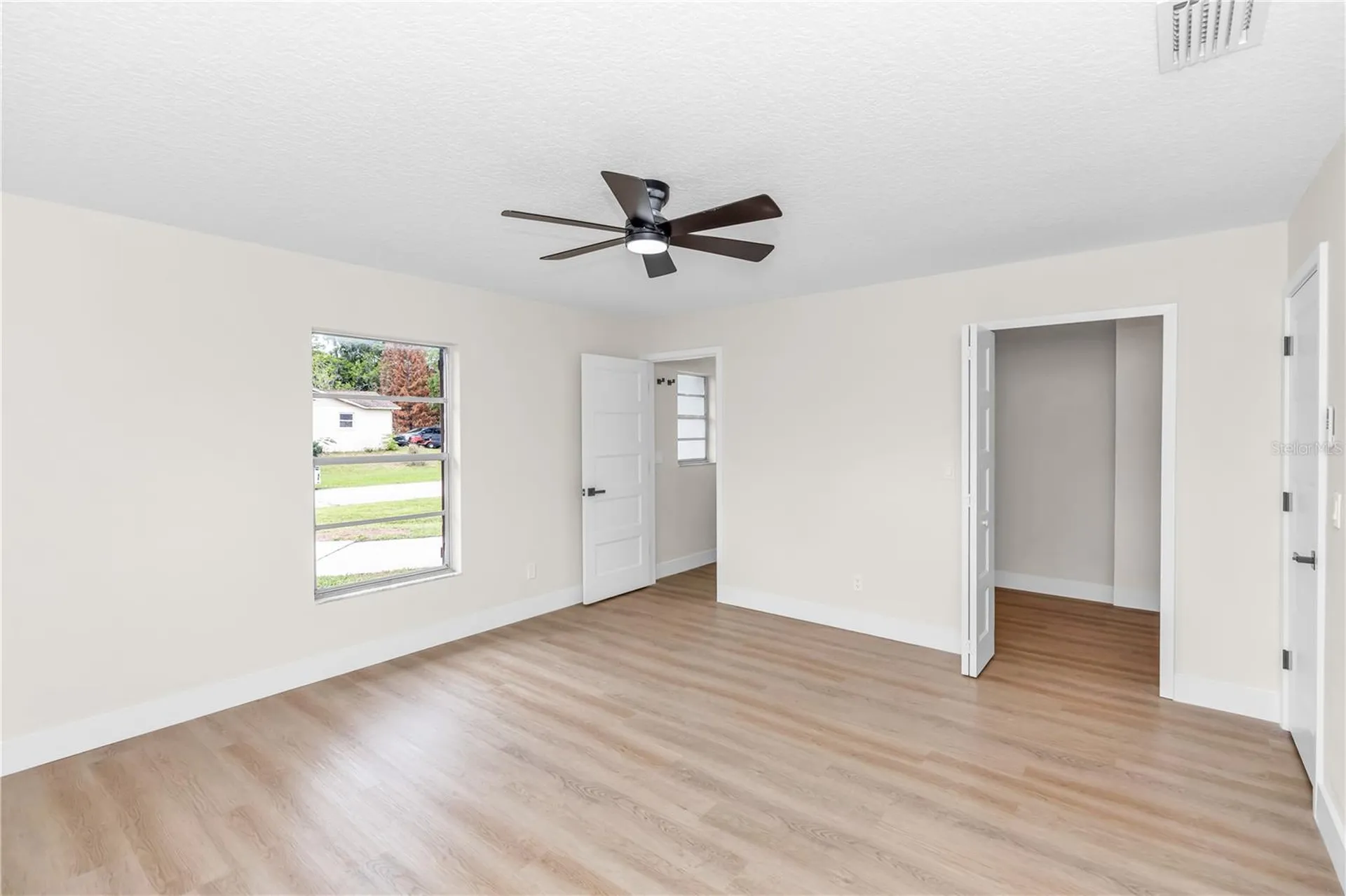 2521 Milton Avenue New Smyrna Beach FL 32168
