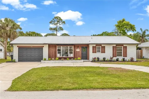 2521 Milton Avenue New Smyrna Beach FL 32168