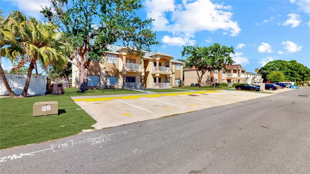 206 Majors Lane Kissimmee FL 34743