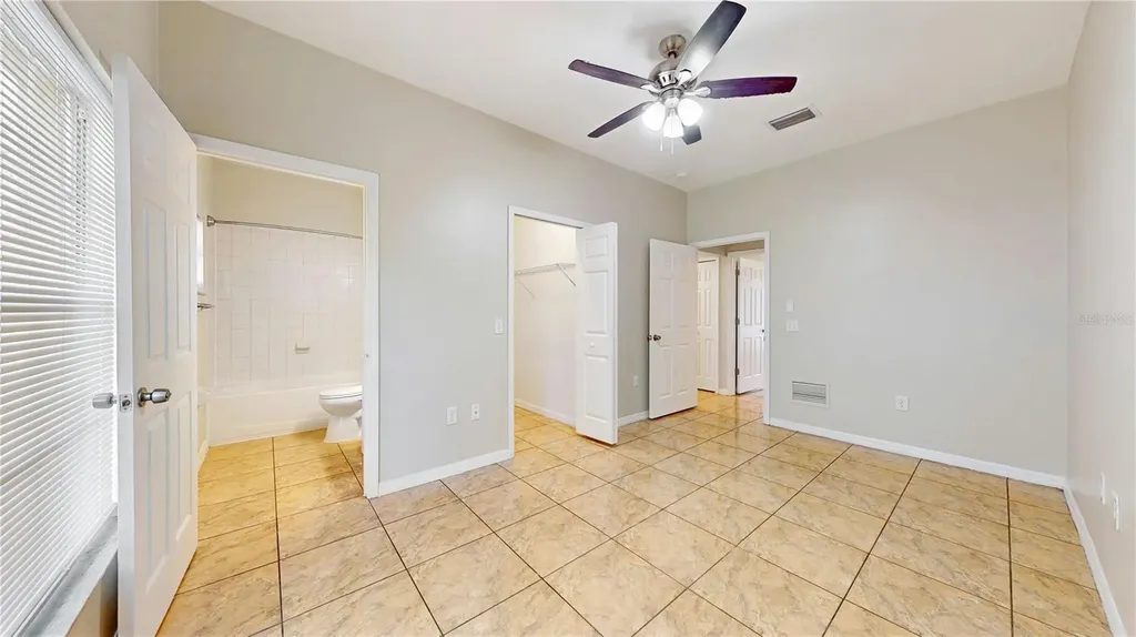 206 Majors Lane Kissimmee FL 34743