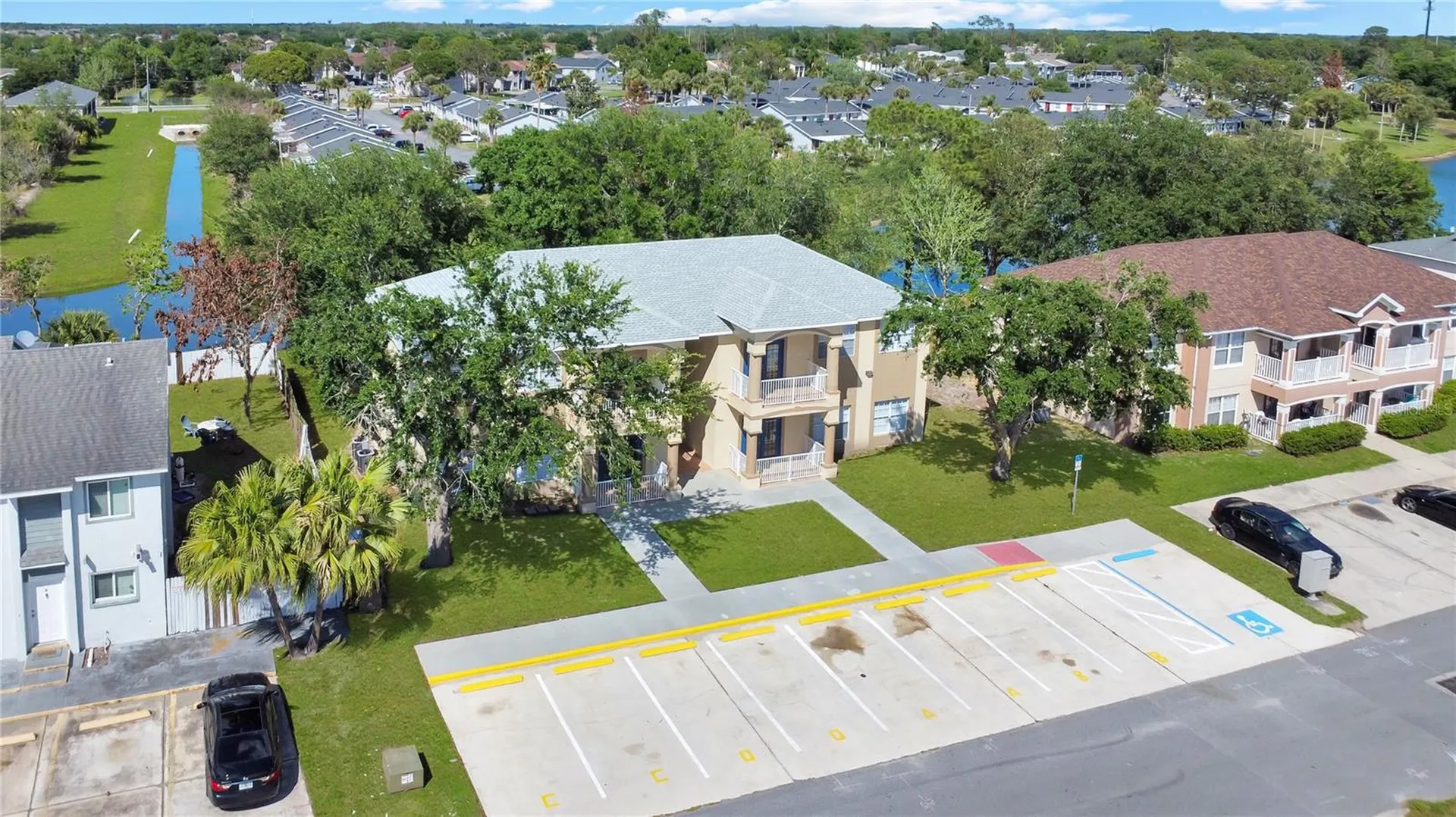 206 Majors Lane Kissimmee FL 34743