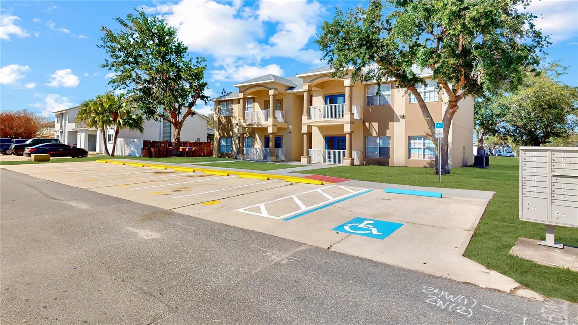 206 Majors Lane Kissimmee FL 34743
