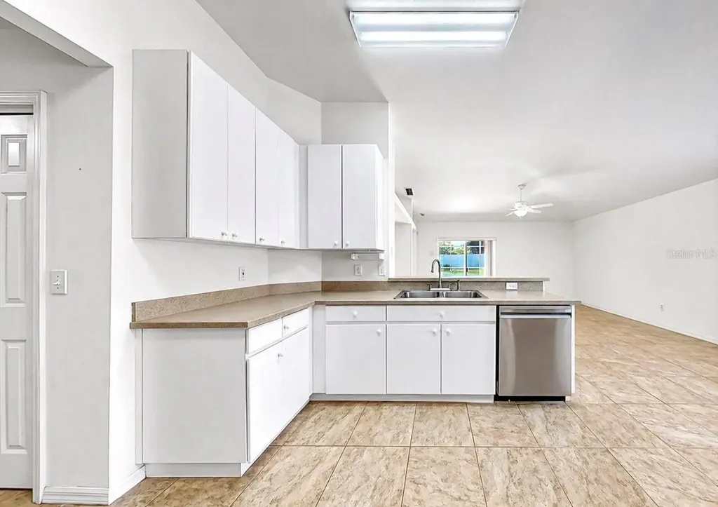 10725 Deepbrook Drive Riverview FL 33569