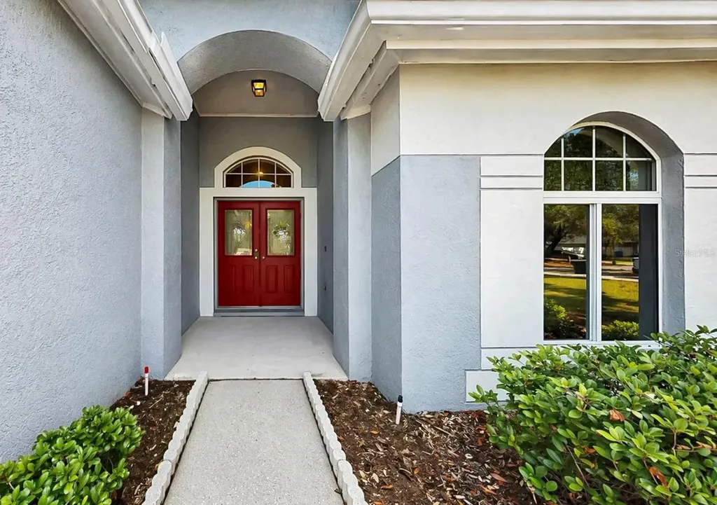 10725 Deepbrook Drive Riverview FL 33569