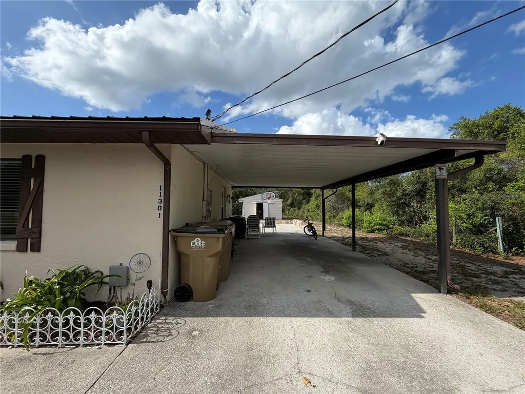 11301 Huggins Street Leesburg FL 34788