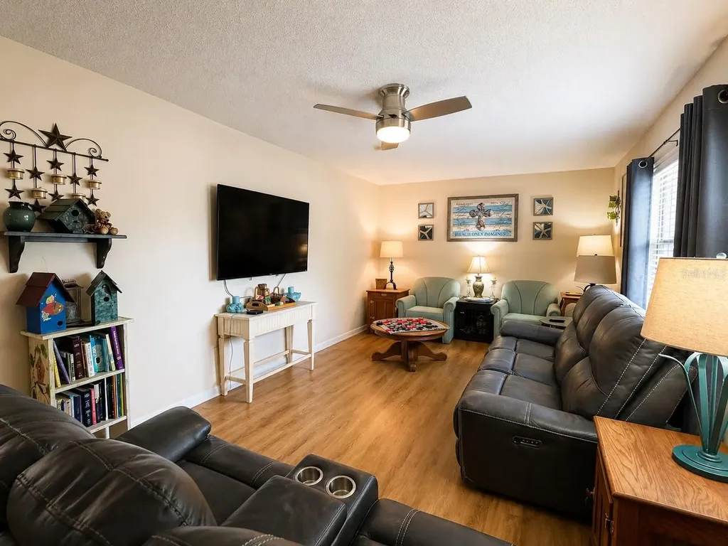 11301 Huggins Street Leesburg FL 34788