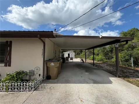 11301 Huggins Street Leesburg FL 34788