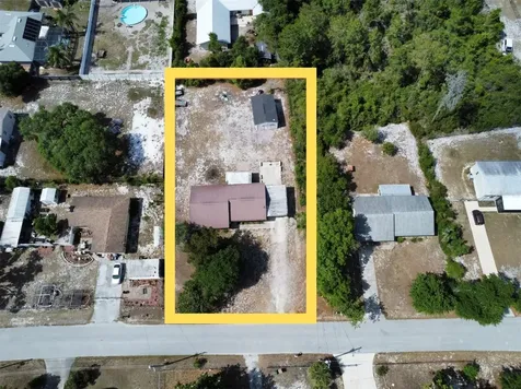 11301 Huggins Street Leesburg FL 34788