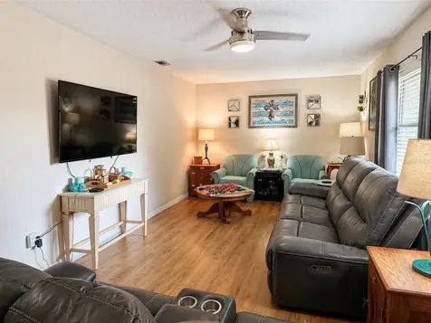 11301 Huggins Street Leesburg FL 34788