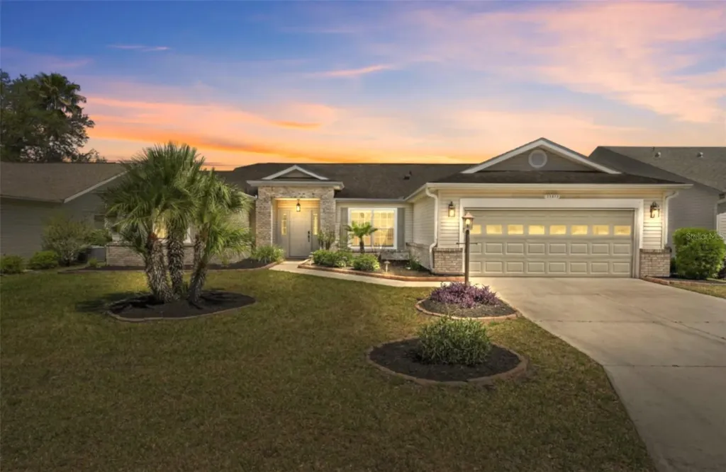 25073 Riverwalk Drive Leesburg FL 34748