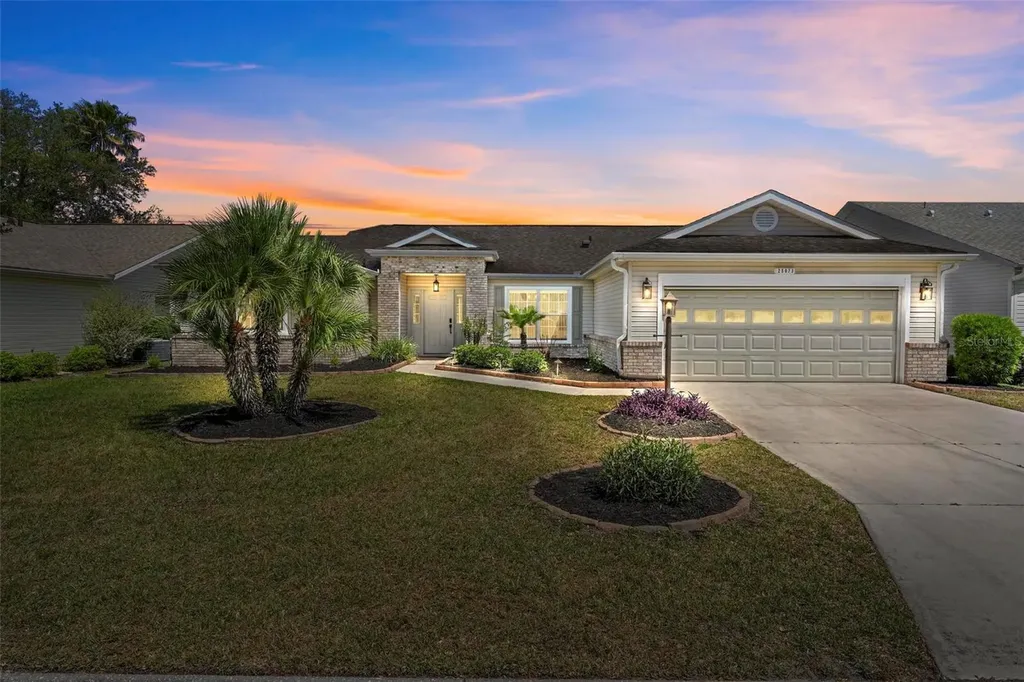 25073 Riverwalk Drive Leesburg FL 34748