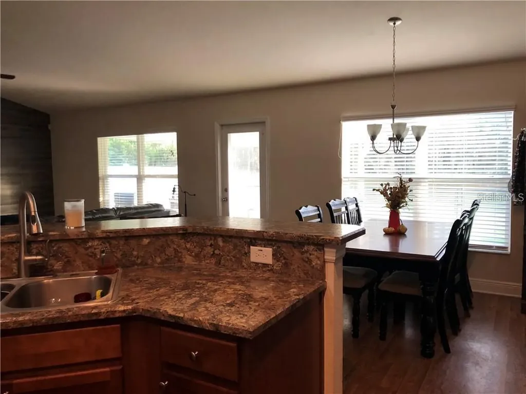 7110 Remington Oaks Loop Lakeland FL 33810