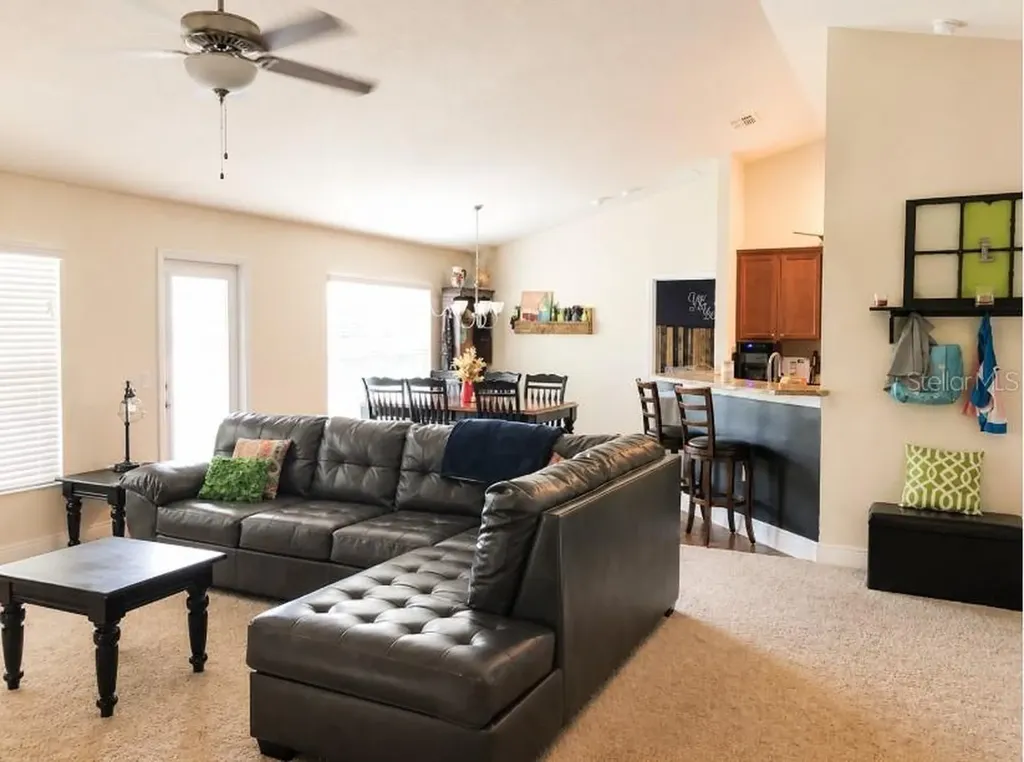 7110 Remington Oaks Loop Lakeland FL 33810