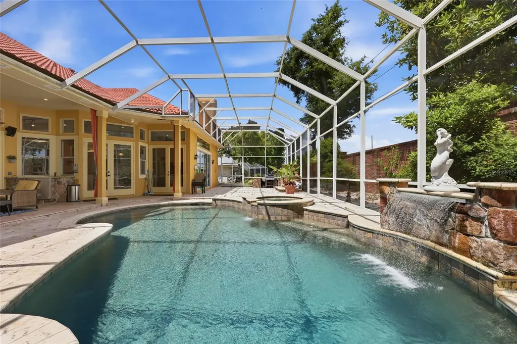 7407 Park Springs Circle Orlando FL 32835