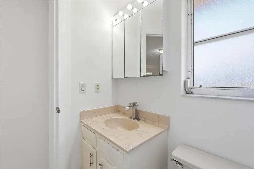 290 Mount Vernon Drive Venice FL 34293