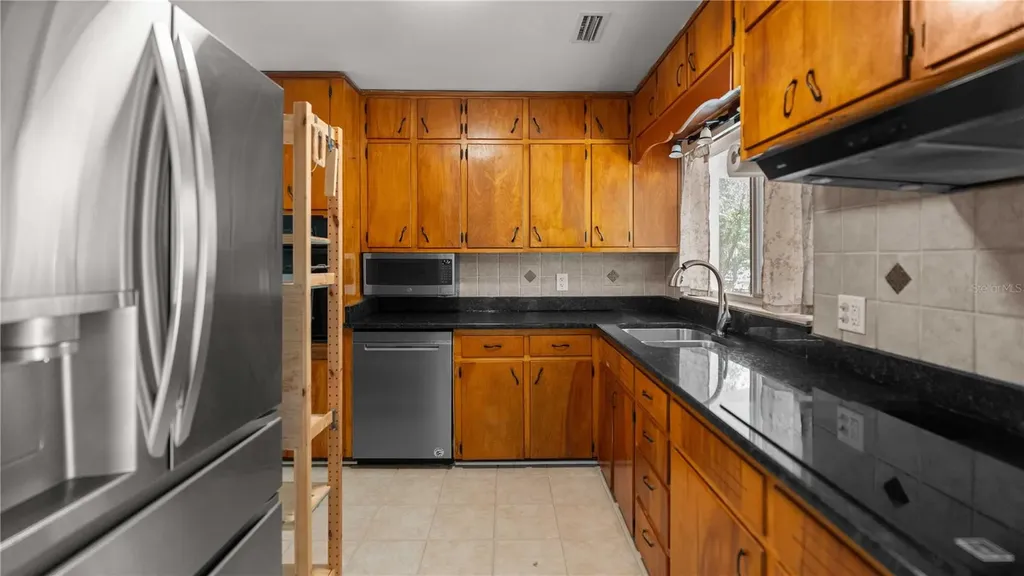 2620 NW 11th Avenue Gainesville FL 32605