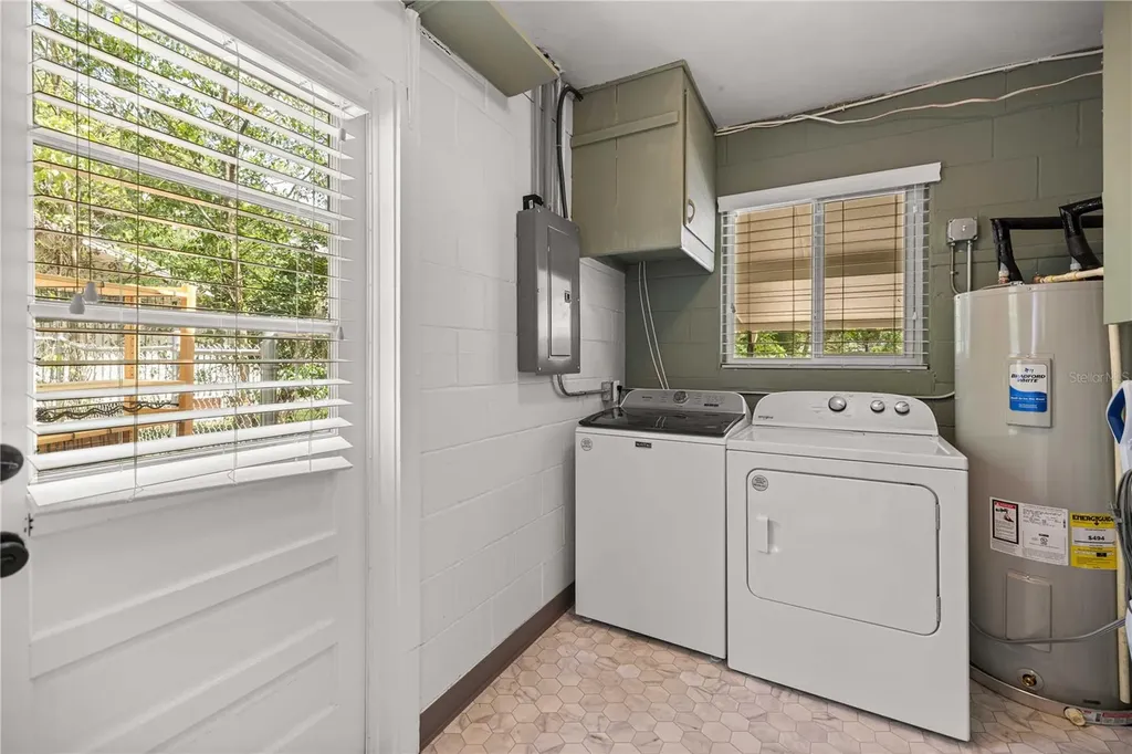 2620 NW 11th Avenue Gainesville FL 32605