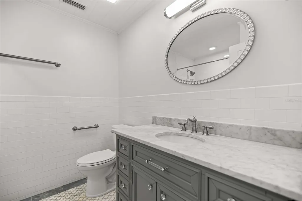 2620 NW 11th Avenue Gainesville FL 32605