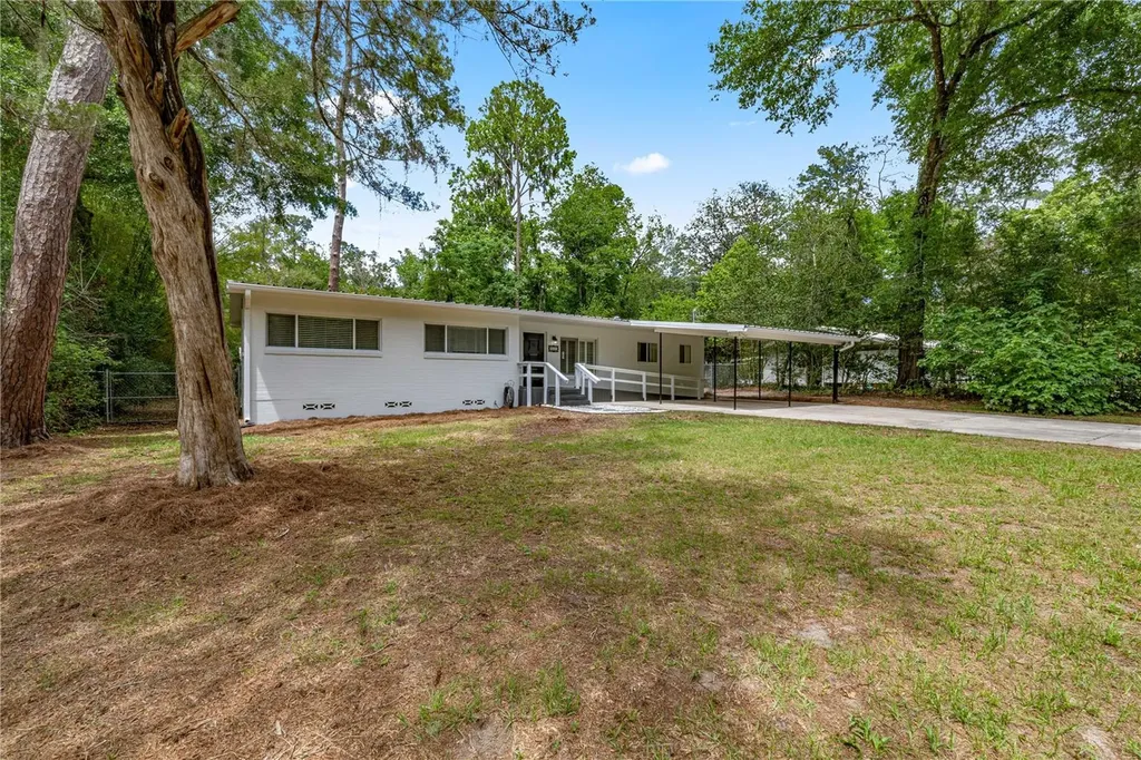 2620 NW 11th Avenue Gainesville FL 32605