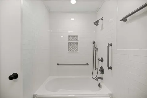 2620 NW 11th Avenue Gainesville FL 32605