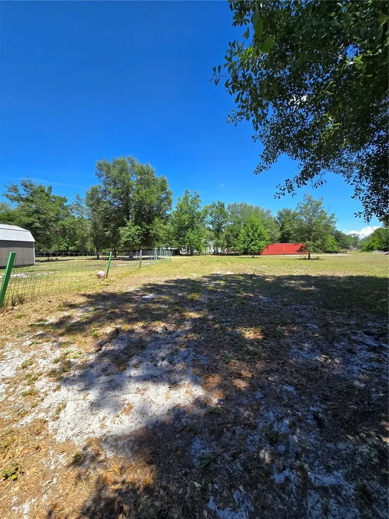 27137 Miller Road Dade City FL 33525