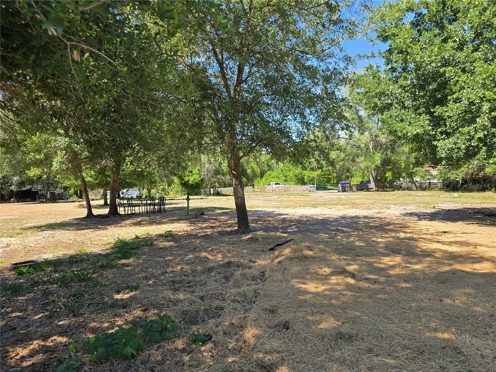 27137 Miller Road Dade City FL 33525