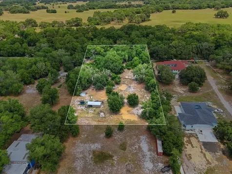 27137 Miller Road Dade City FL 33525