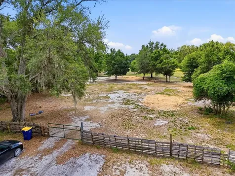 27137 Miller Road Dade City FL 33525