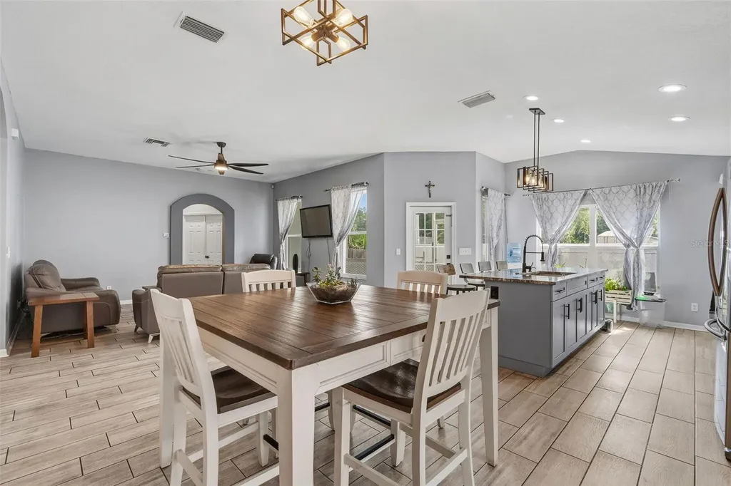 10903 Arbor Ridge Drive Tampa FL 33624