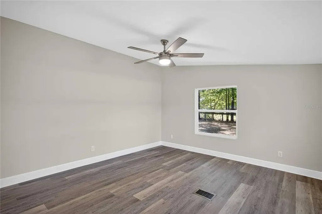 8495 NE 33rd Court Anthony FL 32617