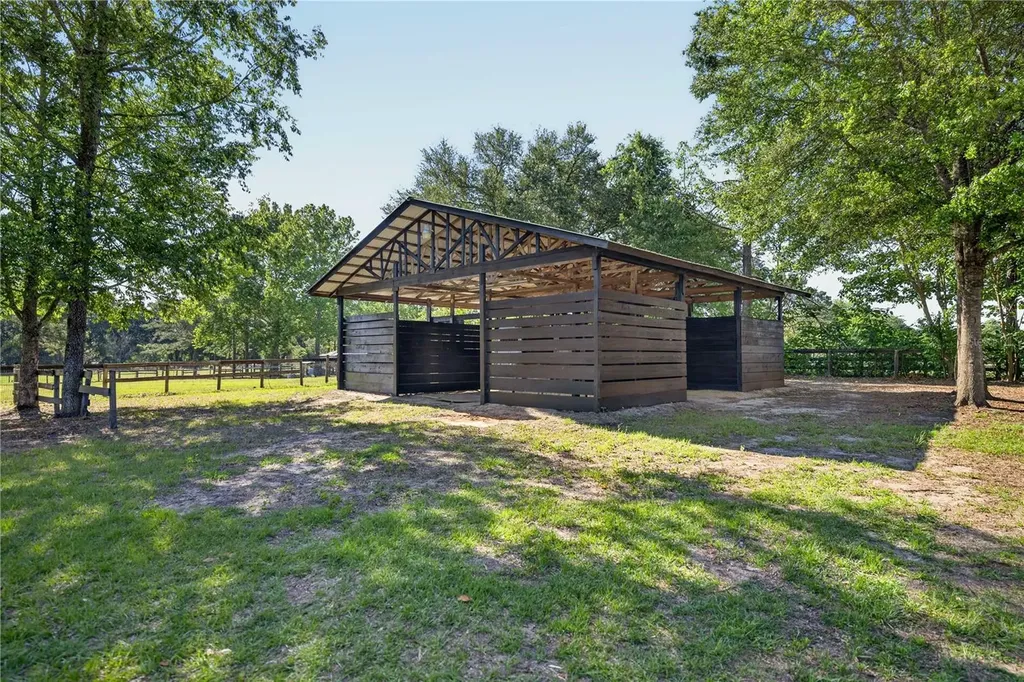 8495 NE 33rd Court Anthony FL 32617