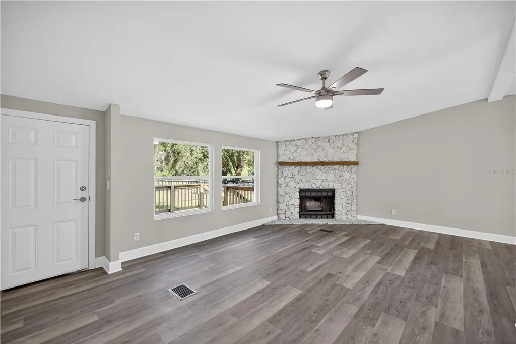 8495 NE 33rd Court Anthony FL 32617