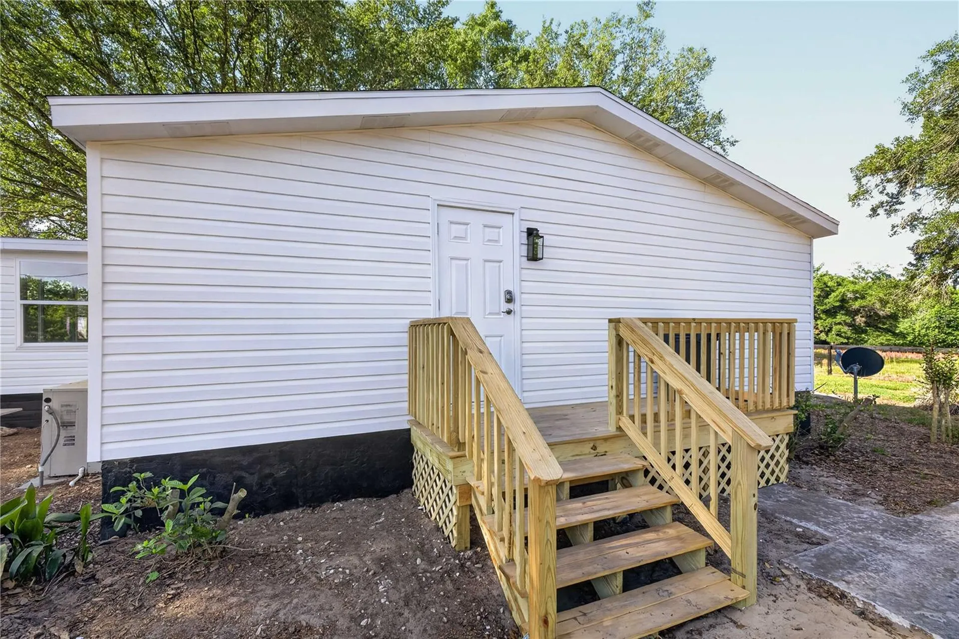 8495 NE 33rd Court Anthony FL 32617