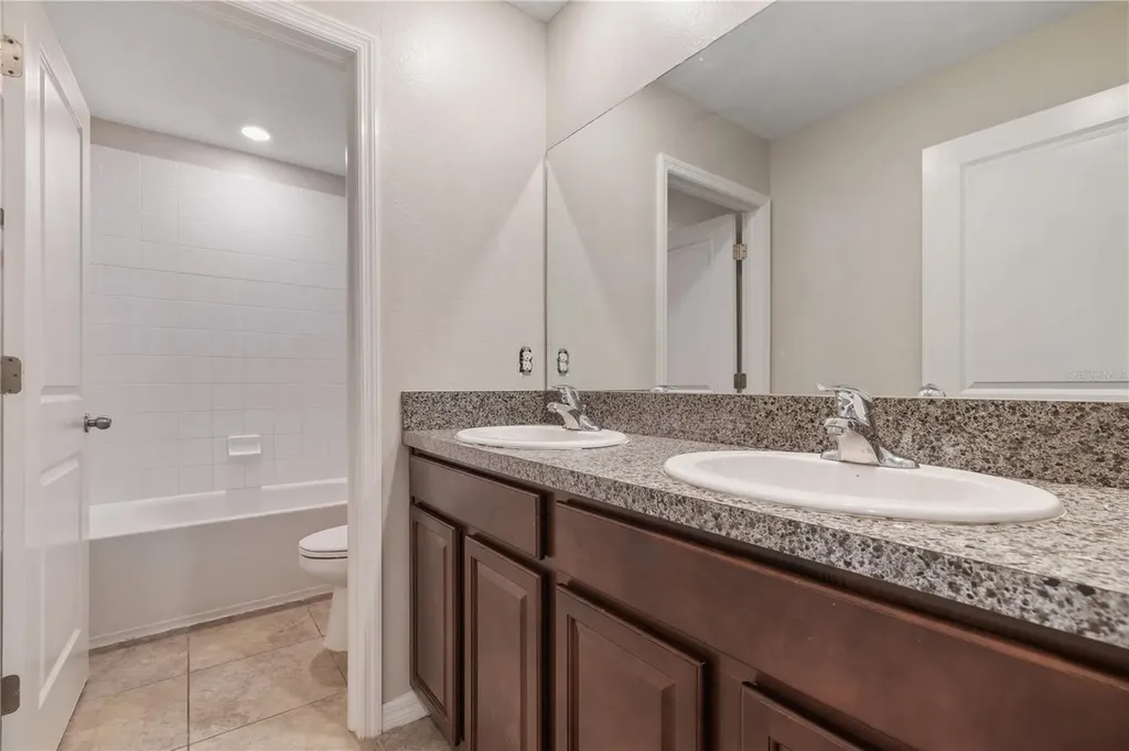 7407 Rosy Periwinkle Court Tampa FL 33619