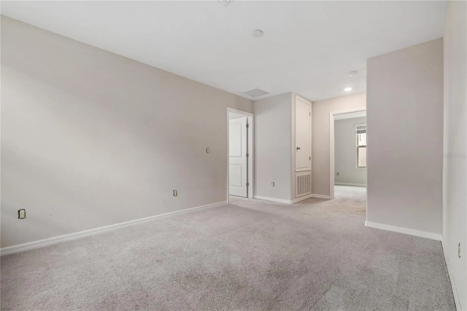 7407 Rosy Periwinkle Court Tampa FL 33619