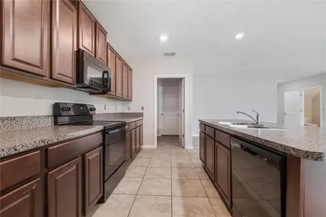 7407 Rosy Periwinkle Court Tampa FL 33619