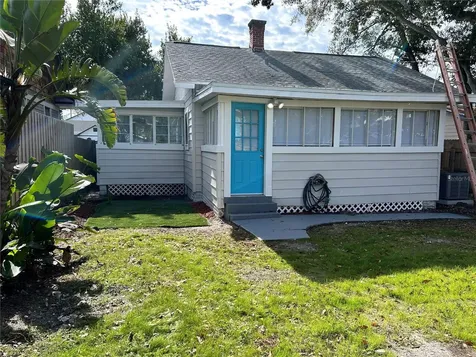 2443 4th Avenue N St Petersburg FL 33713