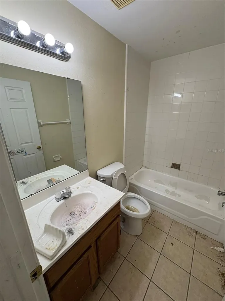 10814 Crescendo Loop Clermont FL 34711