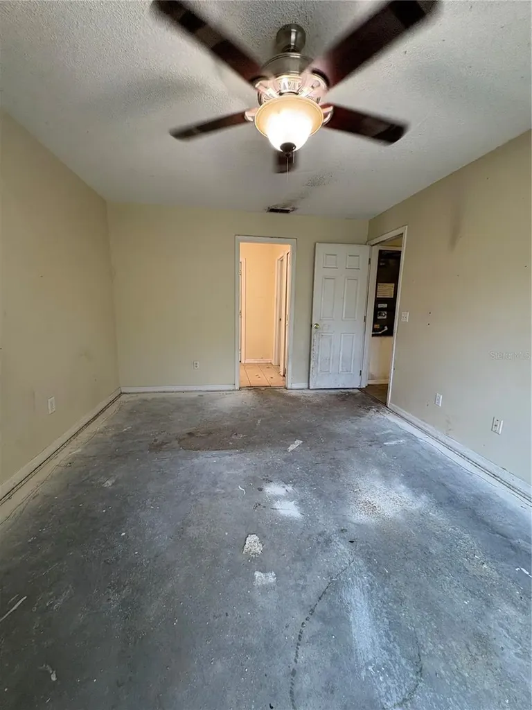 10814 Crescendo Loop Clermont FL 34711