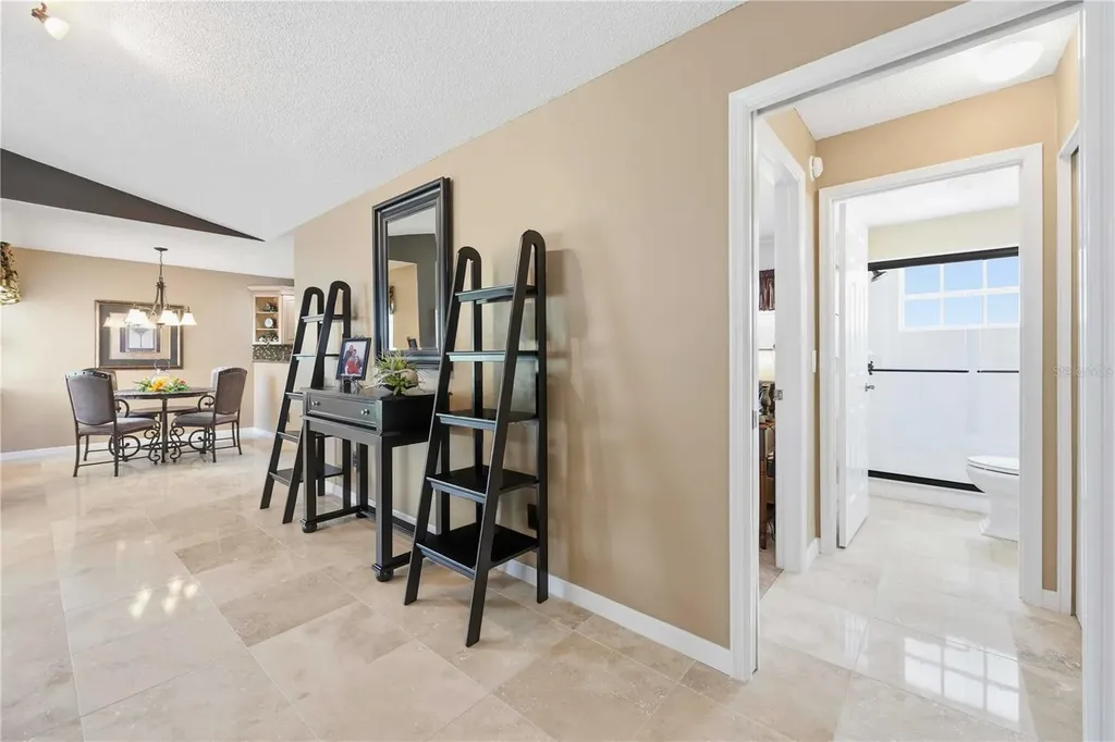 1082 Tequesta Trail Lake Wales FL 33898