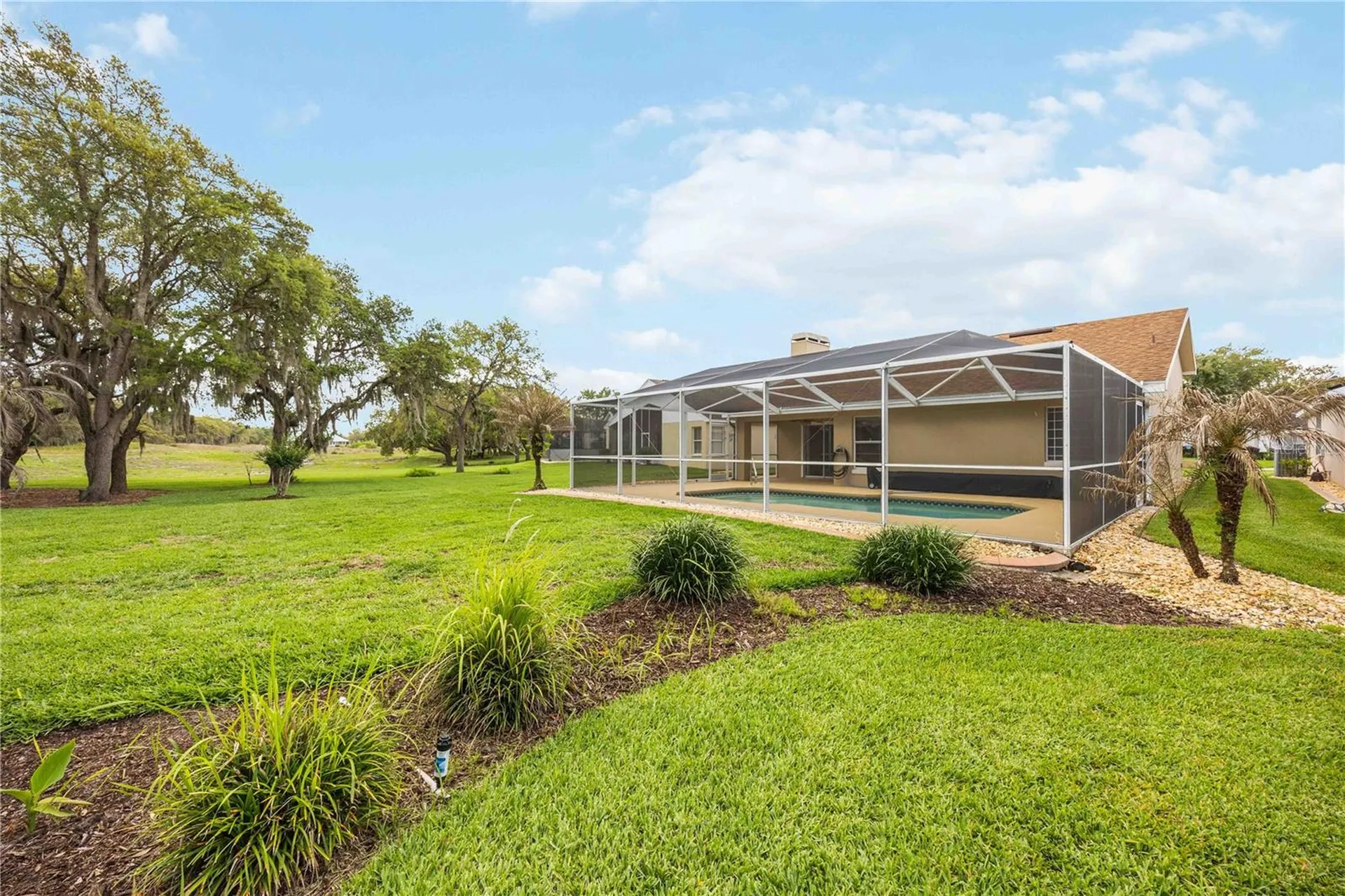 1082 Tequesta Trail Lake Wales FL 33898