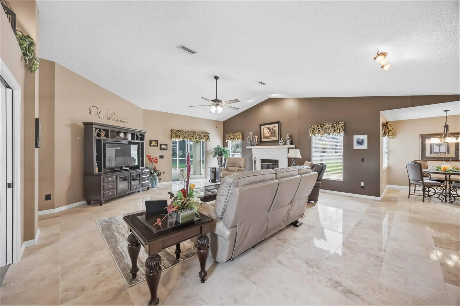 1082 Tequesta Trail Lake Wales FL 33898