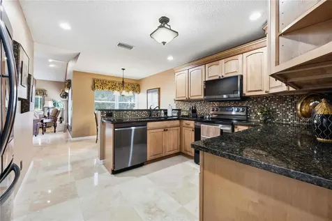 1082 Tequesta Trail Lake Wales FL 33898