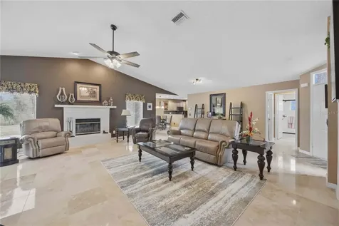 1082 Tequesta Trail Lake Wales FL 33898