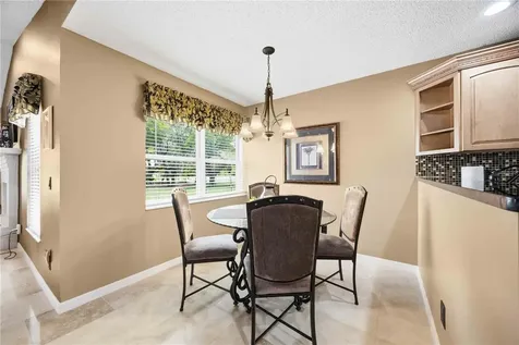 1082 Tequesta Trail Lake Wales FL 33898