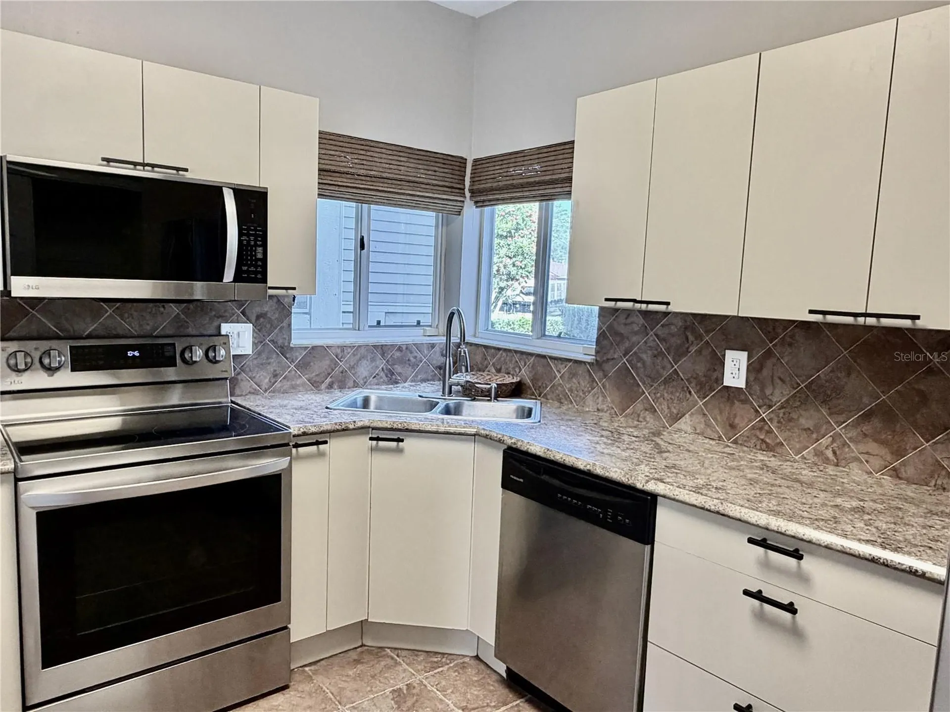 1 Magnolia Drive S Ormond Beach FL 32174