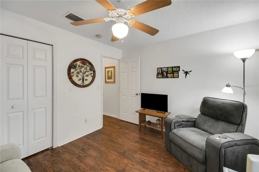 35833 Dawn Drive Leesburg FL 34788